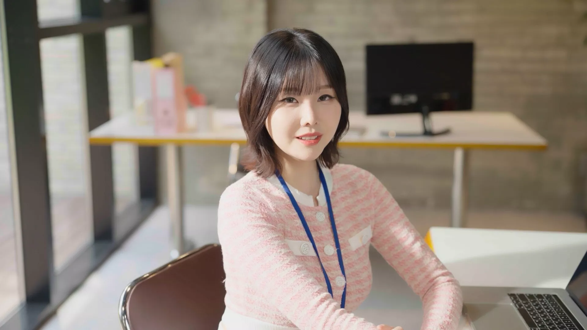 《嘘, 美女拍摄中》中文版