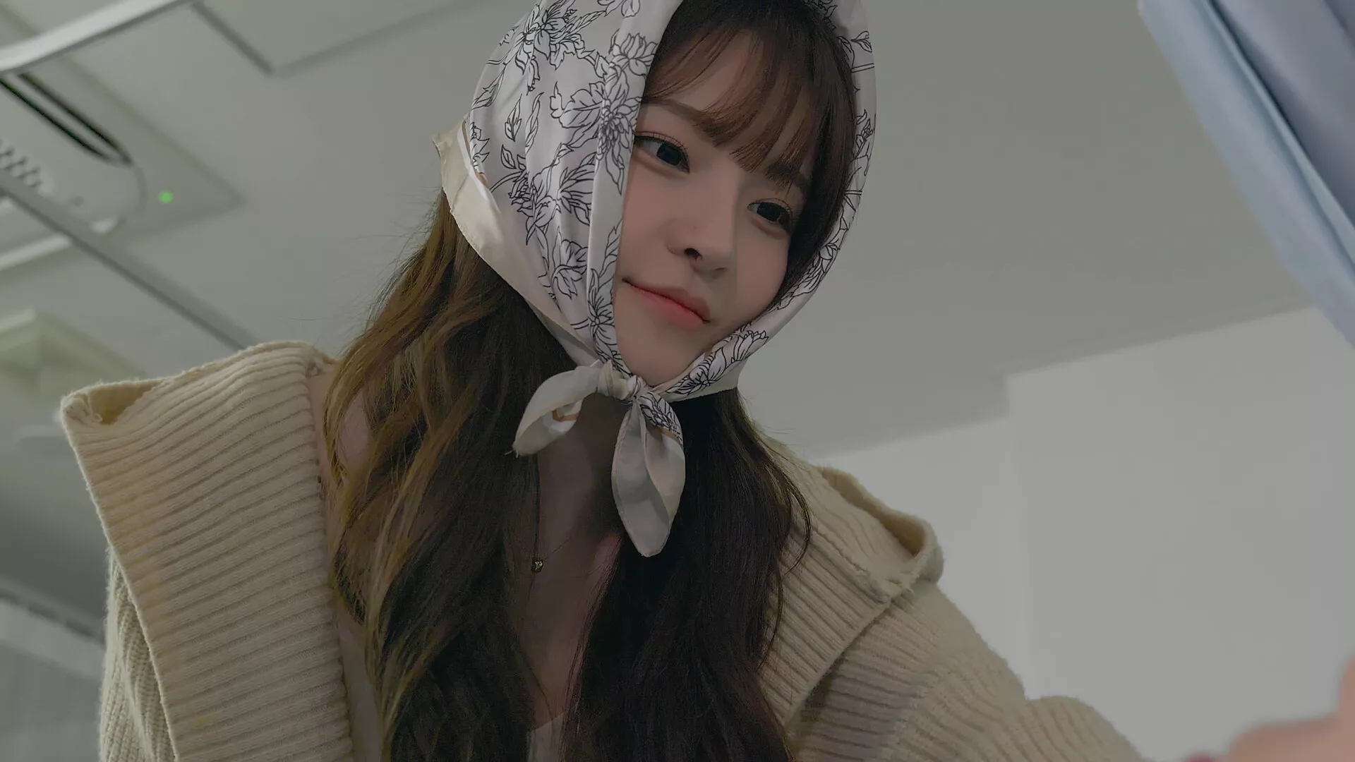 《阿西, 美女室友竟然...？2》中文版